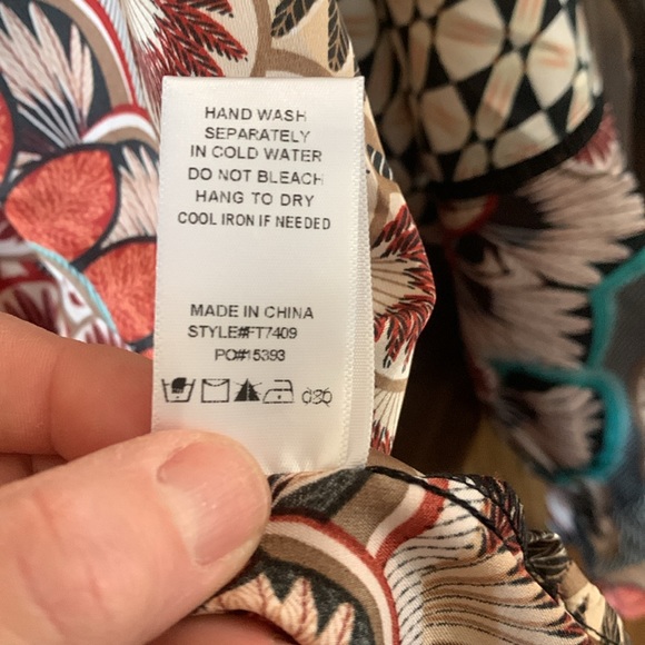 Printed Blouse - Picture 8 of 8